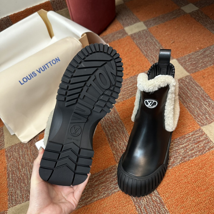 L1VV Boots