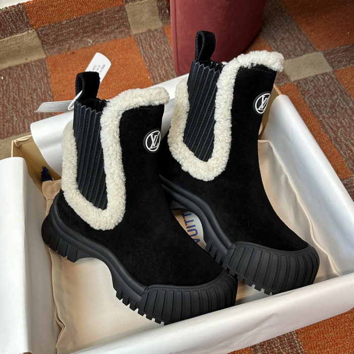 L1VV Boots