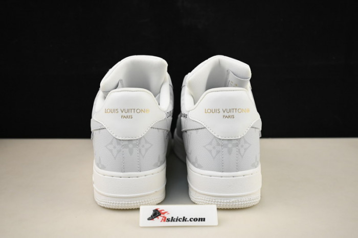 L1VV X AIR FORCE 1 TRAINER