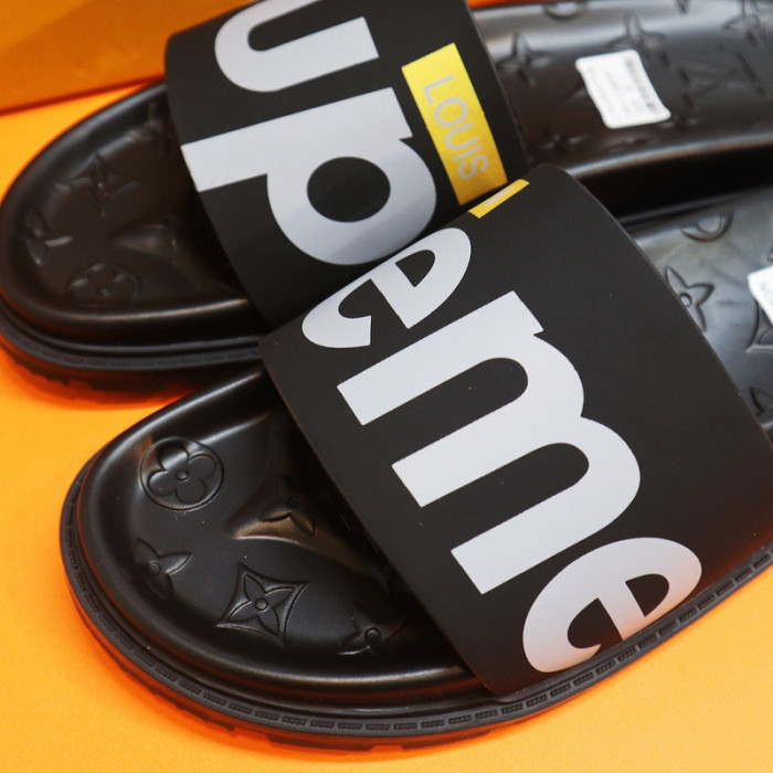 L1VV SANDALS