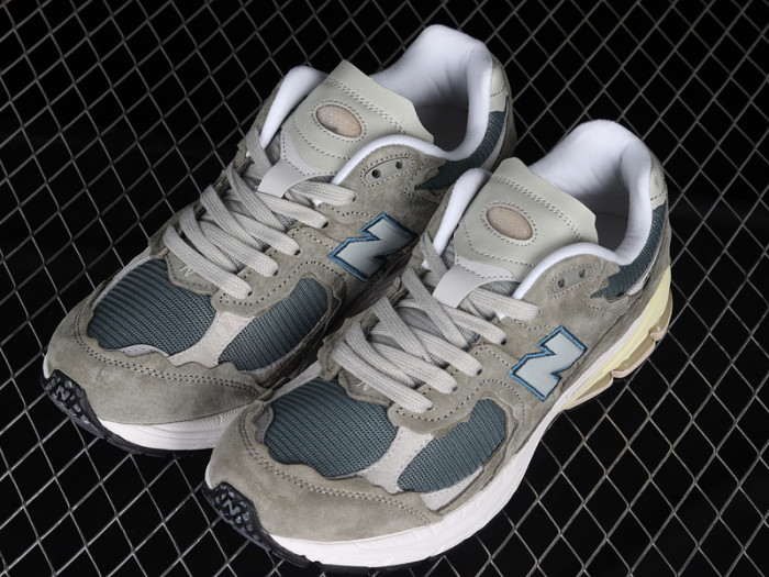 New Balance 2002R Protection Pack Mirage Grey M2002RDD