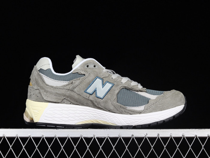 New Balance 2002R Protection Pack Mirage Grey M2002RDD