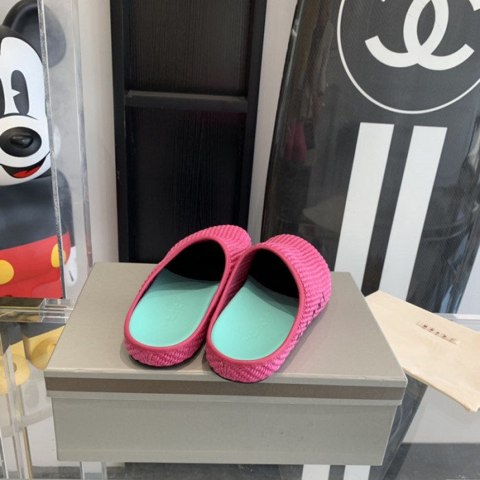 MARNI Fussbett Sabot Loafers
