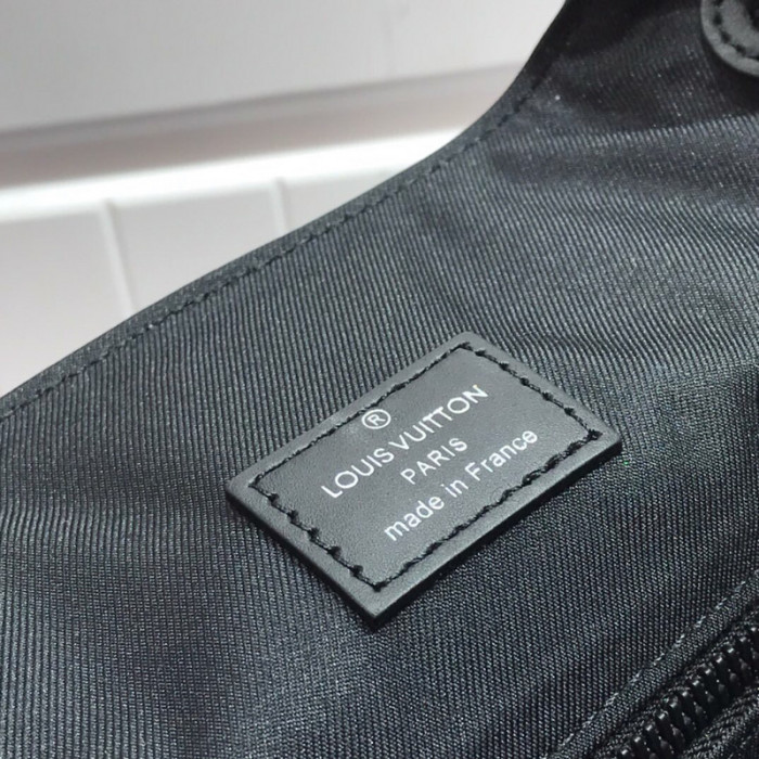 L1VV Backpack