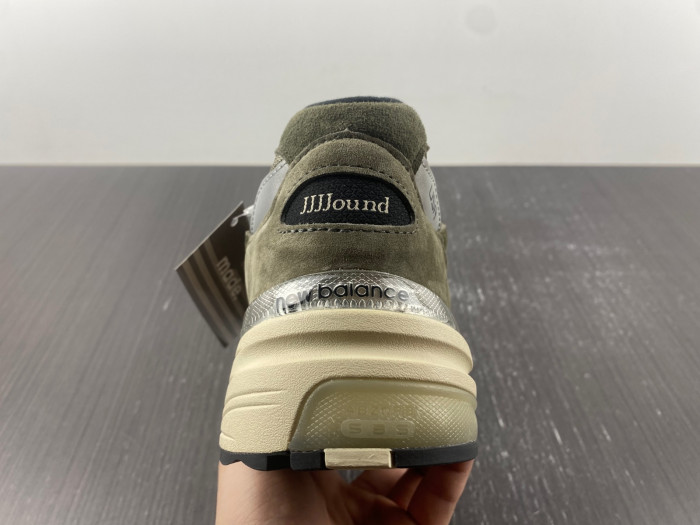 New Balance 992 Green M992J2