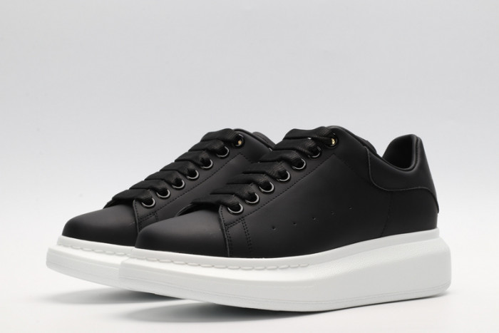 ALEXANDER MCQUEEN SNEAKERS