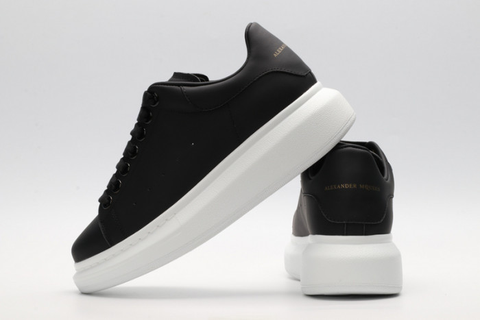 ALEXANDER MCQUEEN SNEAKERS