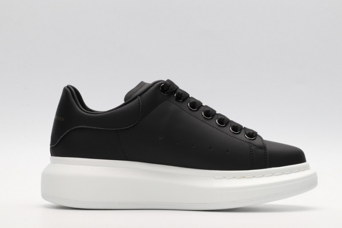 ALEXANDER MCQUEEN SNEAKERS