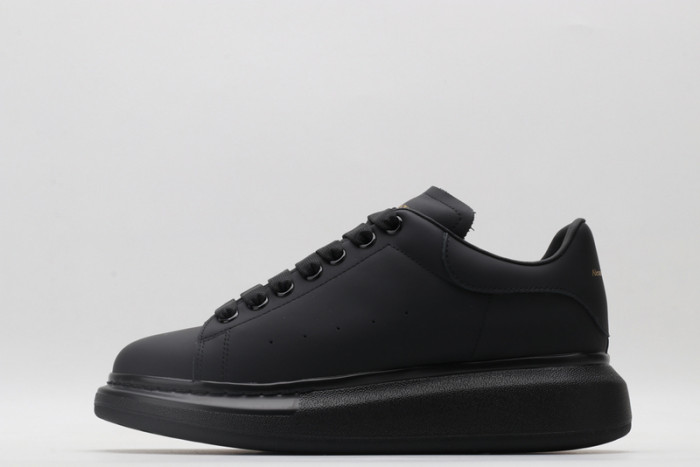 ALEXANDER MCQUEEN SNEAKERS