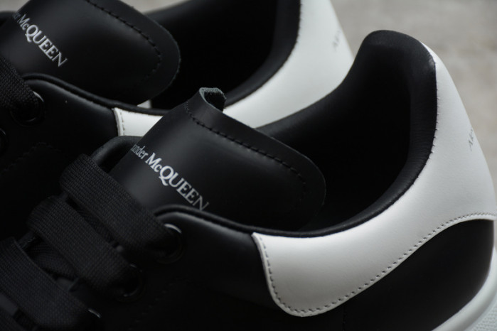 ALEXANDER MCQUEEN SNEAKERS