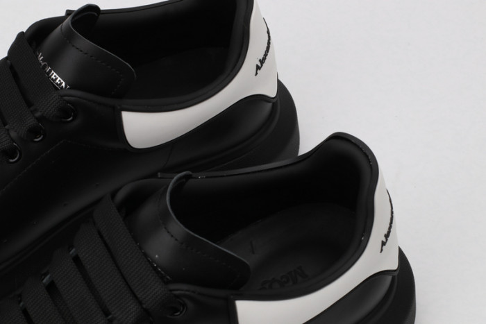ALEXANDER MCQUEEN SNEAKERS