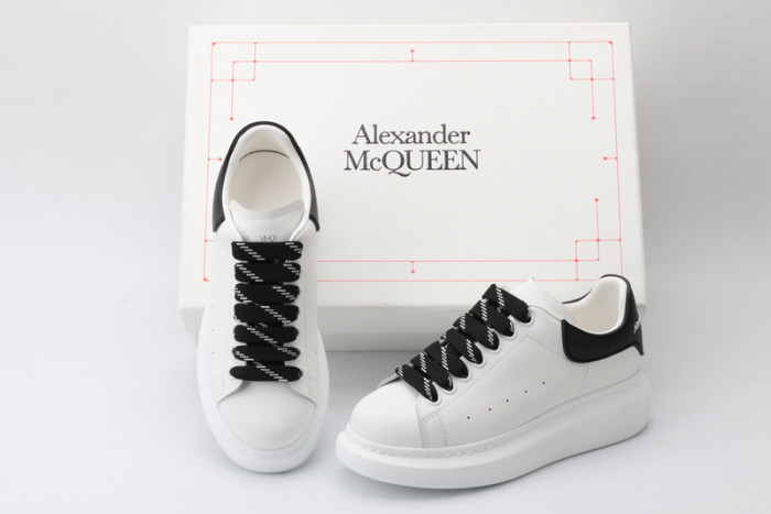 ALEXANDER MCQUEEN SNEAKERS