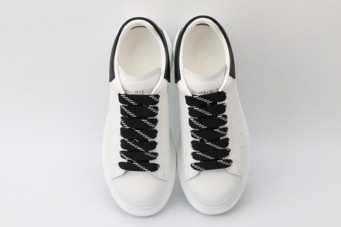 ALEXANDER MCQUEEN SNEAKERS