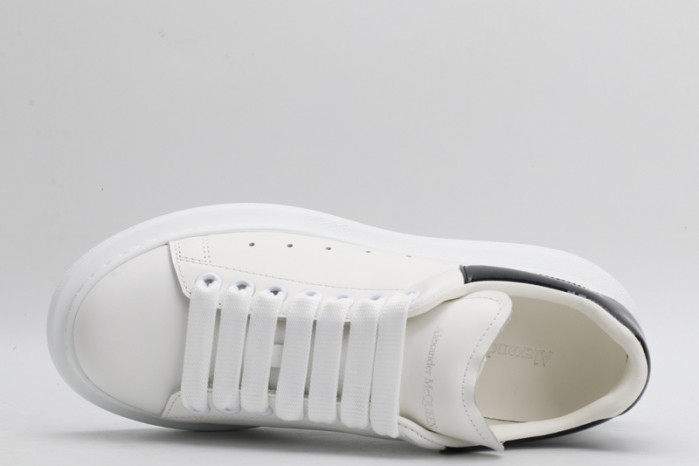 ALEXANDER MCQUEEN SNEAKERS