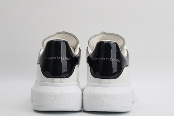 ALEXANDER MCQUEEN SNEAKERS
