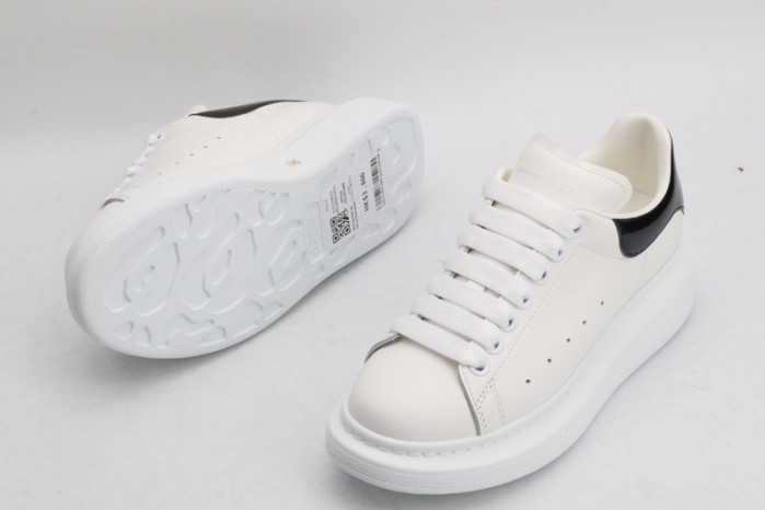 ALEXANDER MCQUEEN SNEAKERS