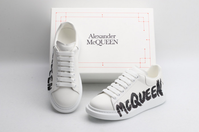 ALEXANDER MCQUEEN SNEAKERS