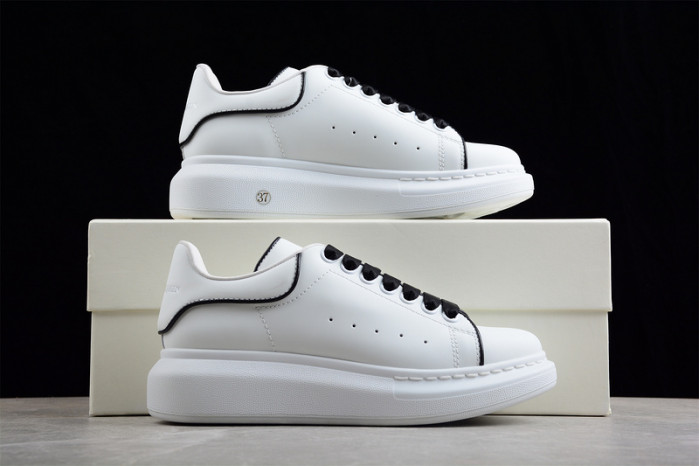 ALEXANDER MCQUEEN SNEAKERS