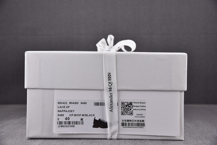 ALEXANDER MCQUEEN Sneaker
