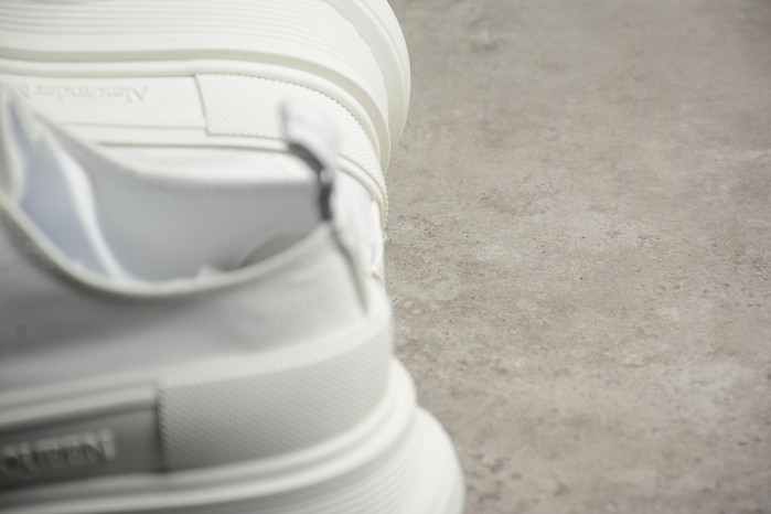 ALEXANDER MCQUEEN Sneaker