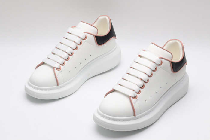 ALEXANDER MCQUEEN Sneaker