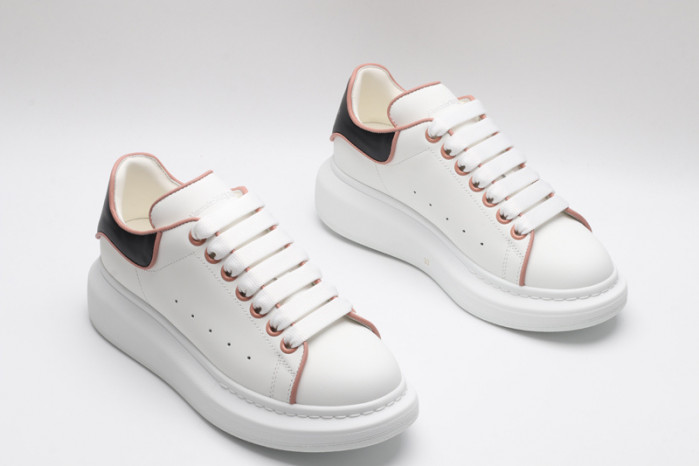 ALEXANDER MCQUEEN Sneaker