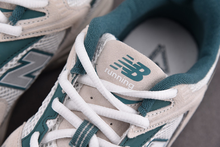 New Balance 530 Beige Green MR530QA