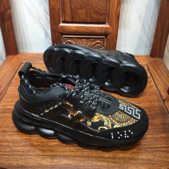 VERSA CHAIN REACTION SNEAKERS