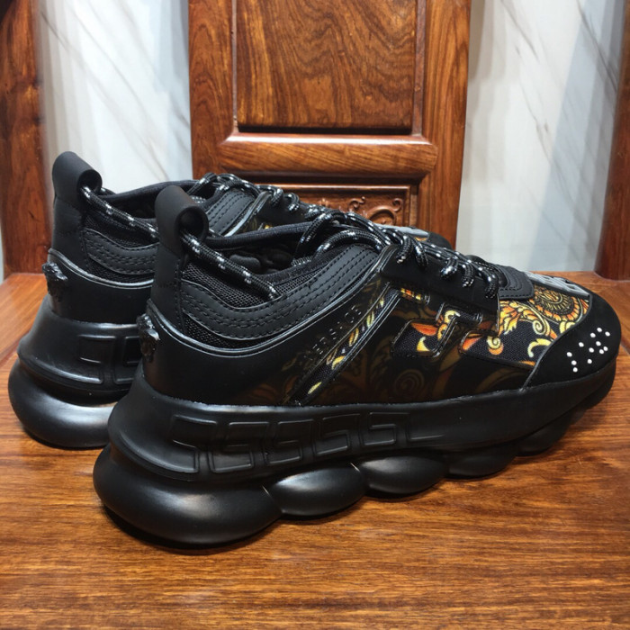 VERSA CHAIN REACTION SNEAKERS