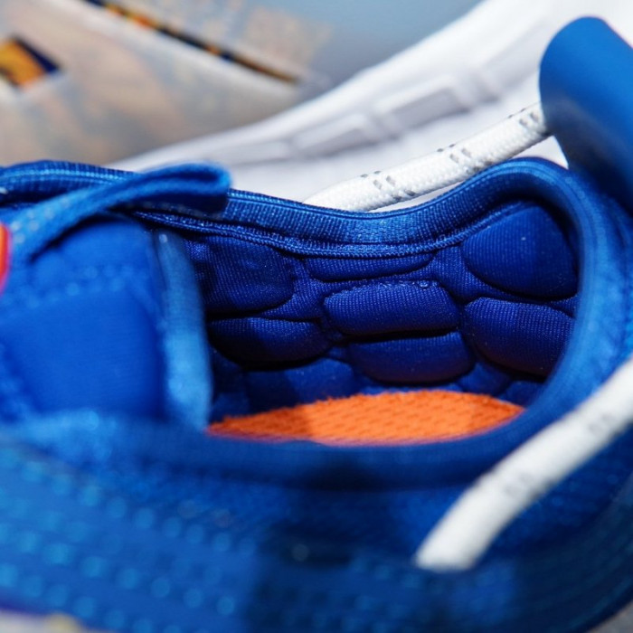 VERSA CHAIN REACTION SNEAKERS