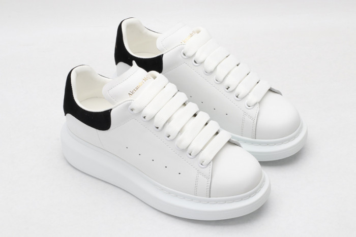 ALEXANDER MCQUEEN SNEAKERS