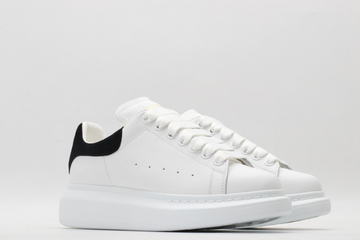ALEXANDER MCQUEEN SNEAKERS