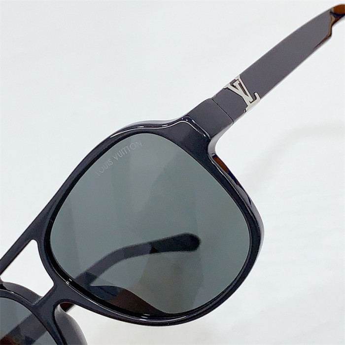 L1VV Sunglasses