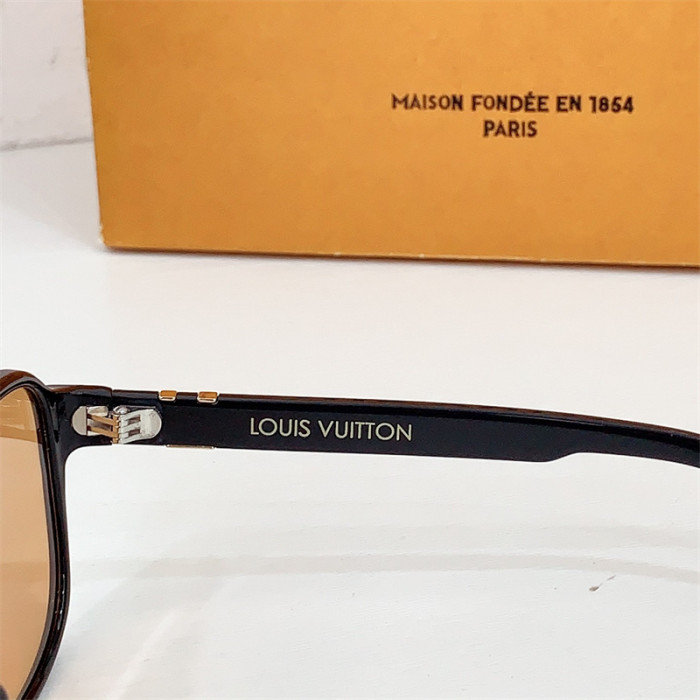L1VV Sunglasses