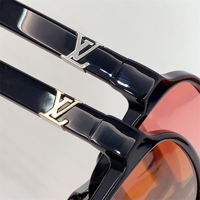 L1VV Sunglasses