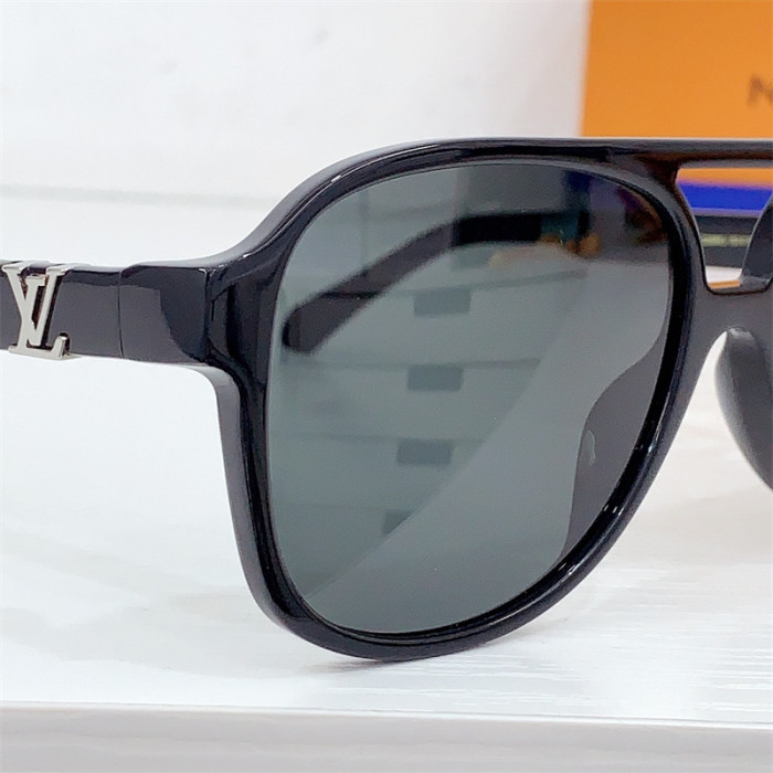 L1VV Sunglasses