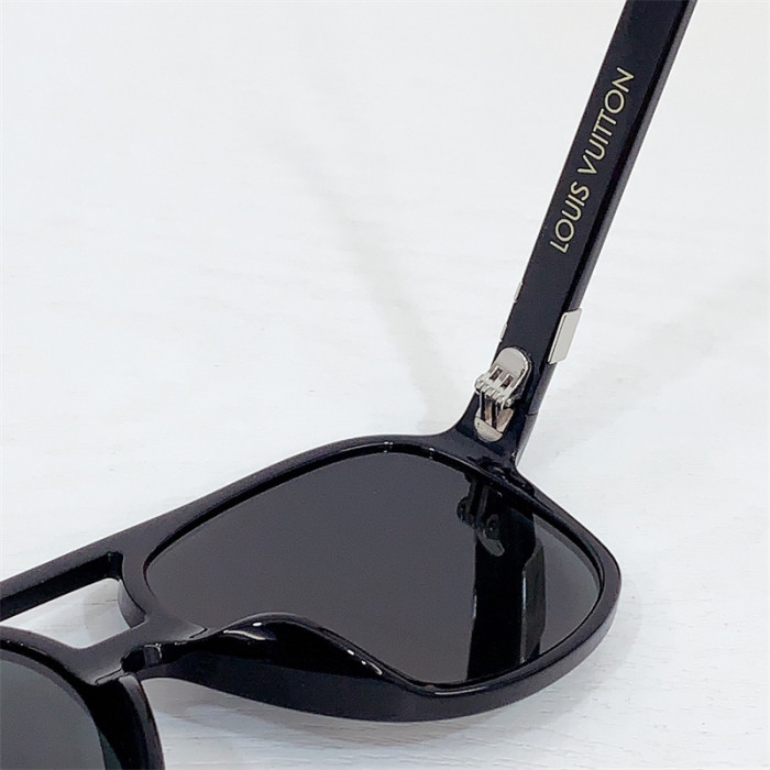 L1VV Sunglasses