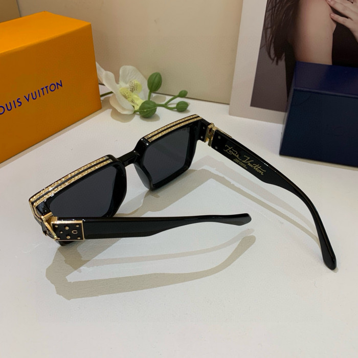 L1VV Sunglasses